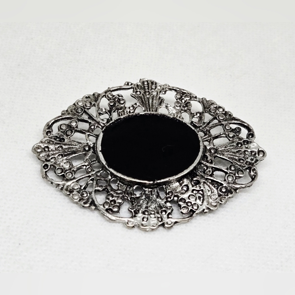 Black Oval Cabochon Brooch Silver Tone Filigree Gothic Victorian Style Pin
